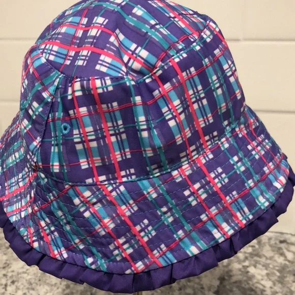 NWOT REVERSIBLE UV SKINZ GIRLS HAT - Picture 2 of 4